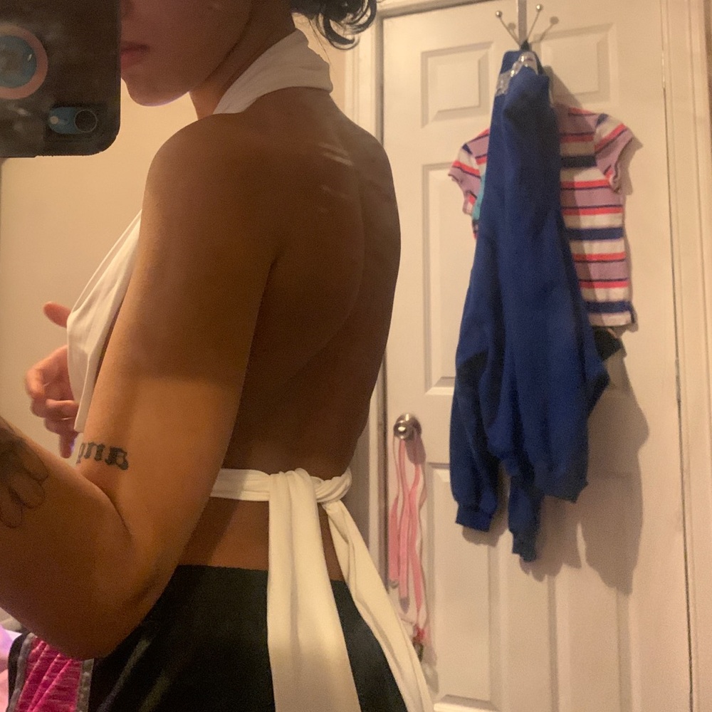 Top - Picture 3 of 3